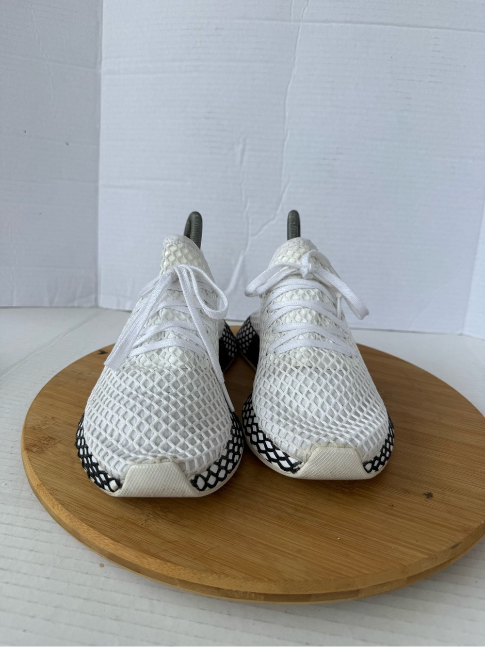Adidas Deerupt Cloud Runner Sneakers White/Black Mesh Men's 6 Women's 7 AQ1790 - Picture 2 of 12